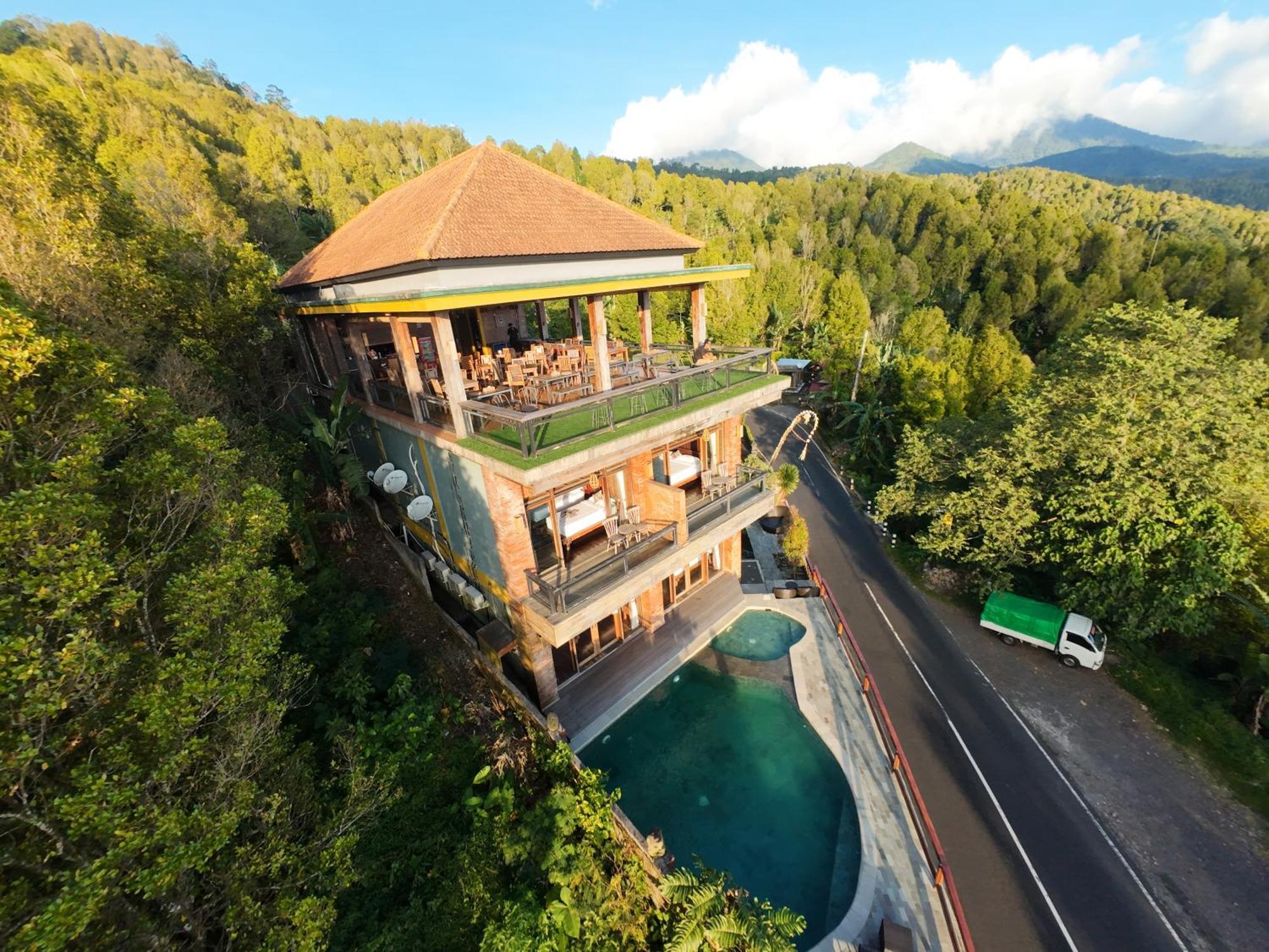 Bali Jegeg Munduk Hotel, Bar, And Restaurant Екстер'єр фото